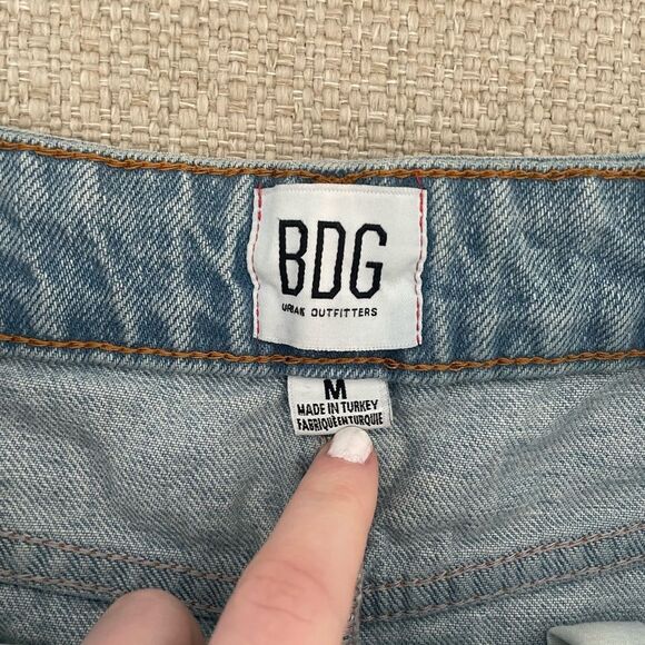 Urban Outfitters BDG Size Medium Light Wash Distressed Denim Skirt buttons - Picture 3 of 6